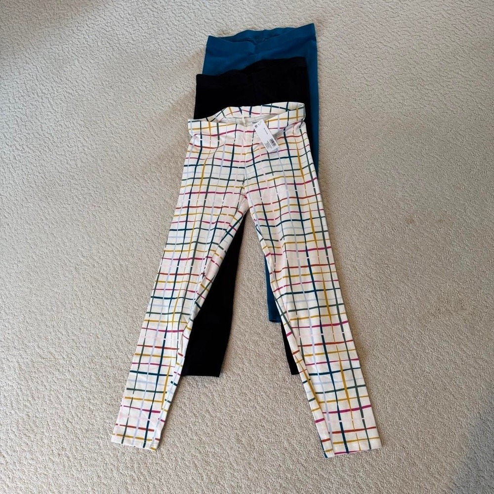 Soft Girls Leggings White Checked With A Multi Color Grid & Black & Blue